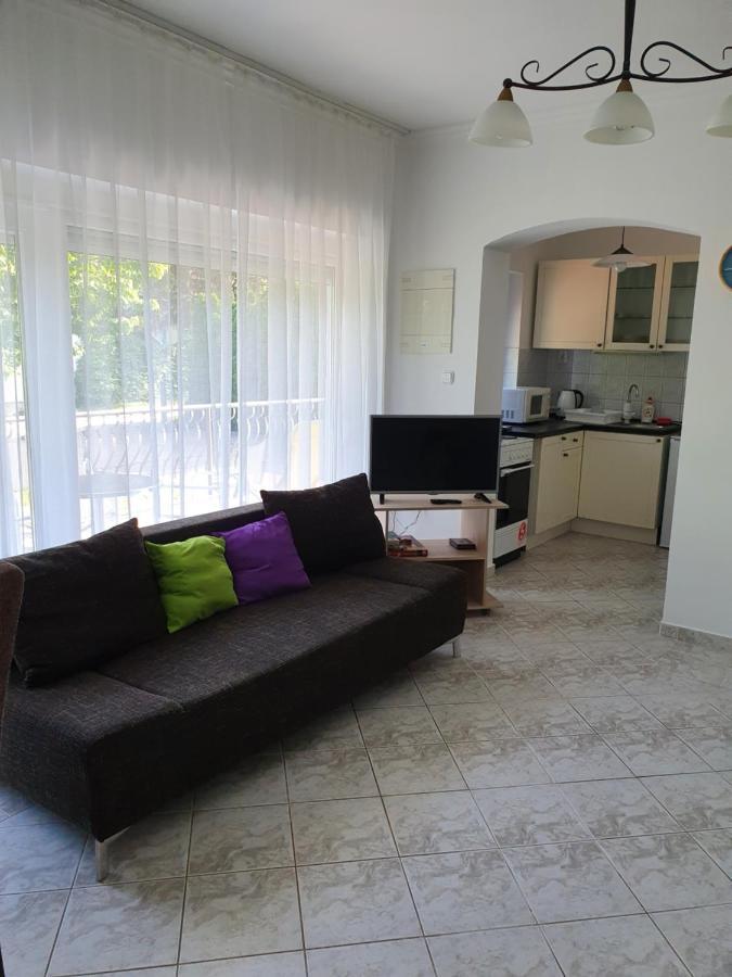 Levente Apartman Балатондьёрёк Экстерьер фото
