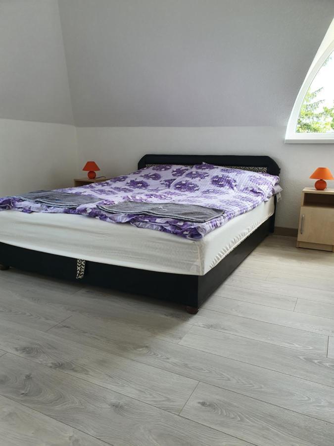 Levente Apartman Балатондьёрёк Экстерьер фото